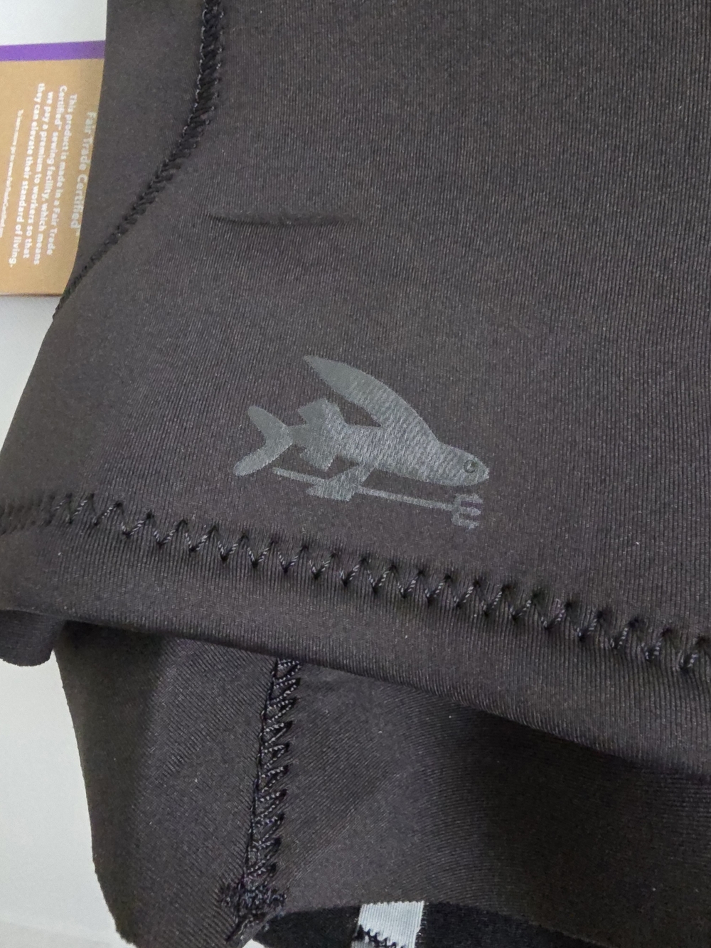 Patagonia R3 Yulex Insertable Hood - Picture 8 of 12